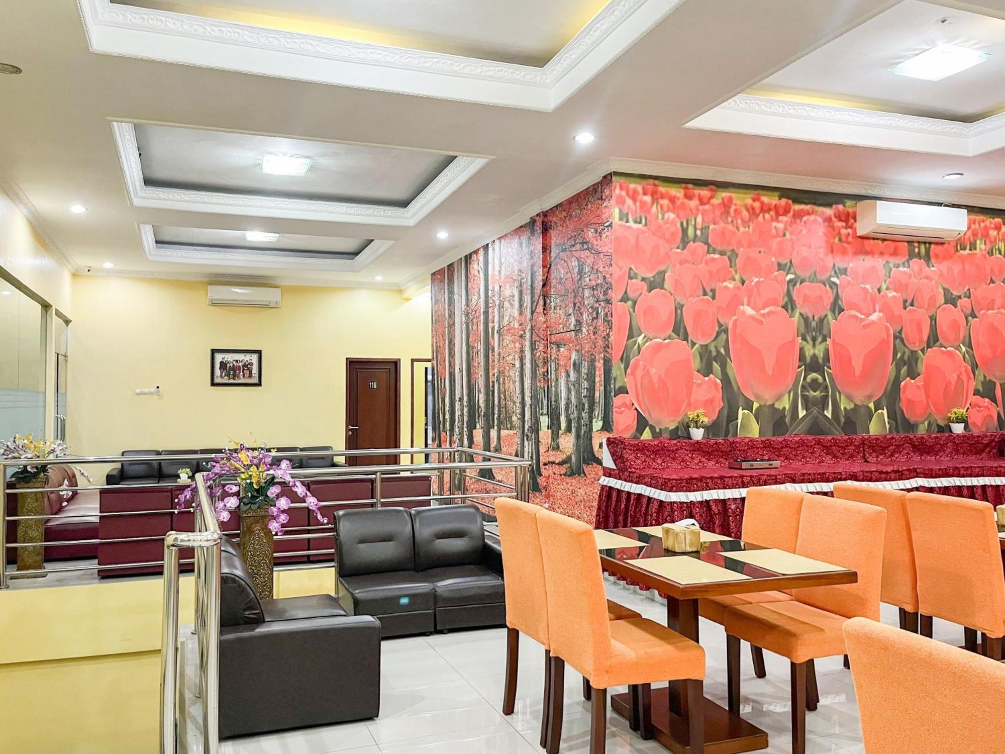 Kartika Hotel Syariah Pacitan Mitra Reddoorz 외부 사진