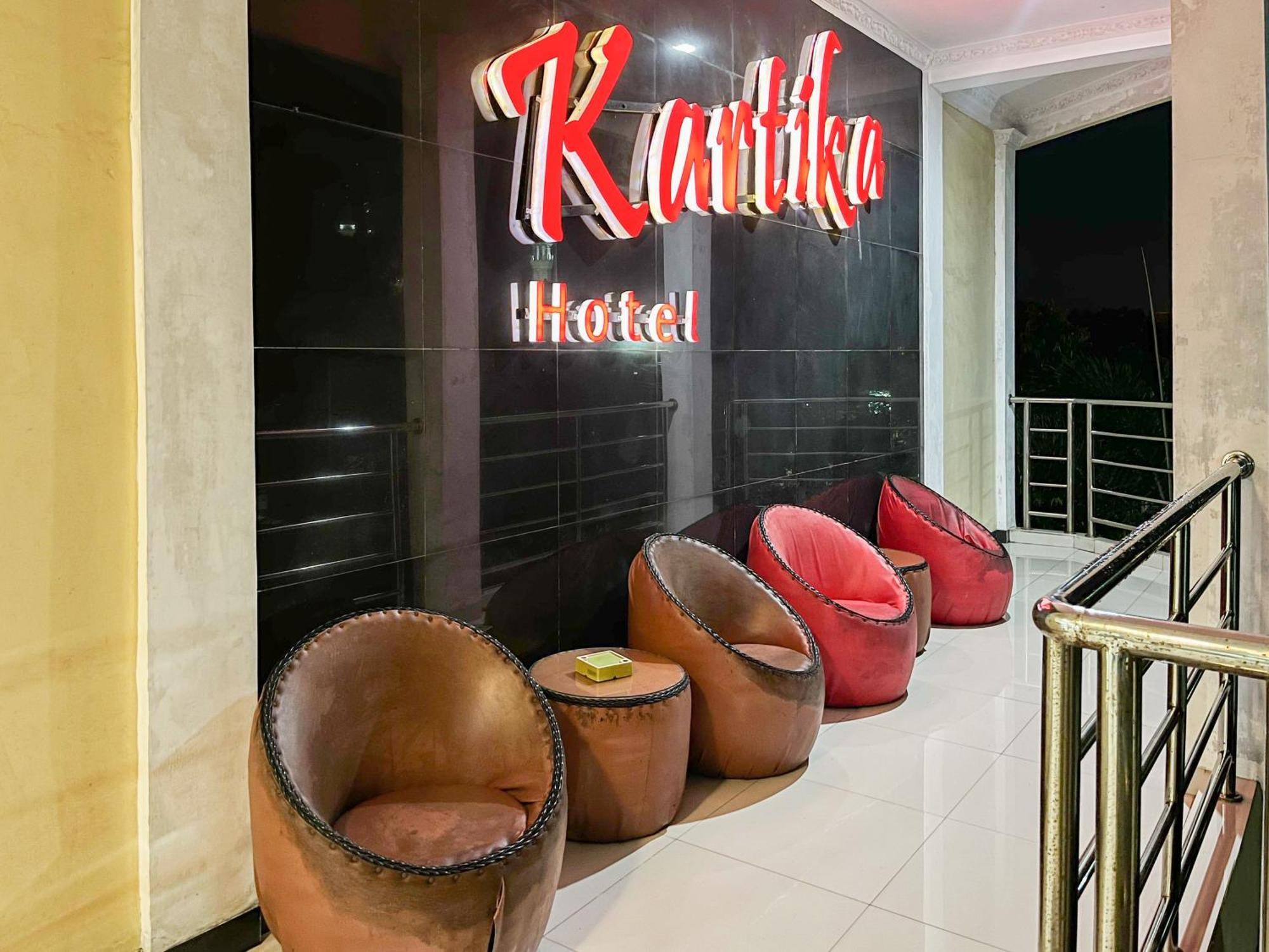 Kartika Hotel Syariah Pacitan Mitra Reddoorz 외부 사진